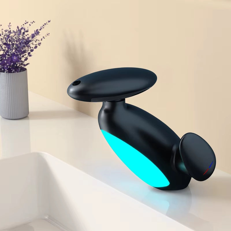 Elevate Your Bathroom with the Stylish Penguin Pull-Out Basin Faucet Featuring LED Light and Color-Changing Spray